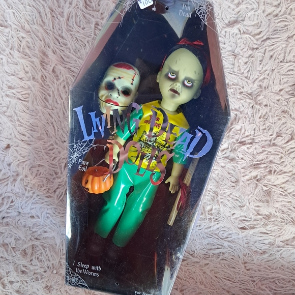 LAST CHANCE! The Ghoul- Living Dead Doll Halloween limited edition! - Picture 4 of 12